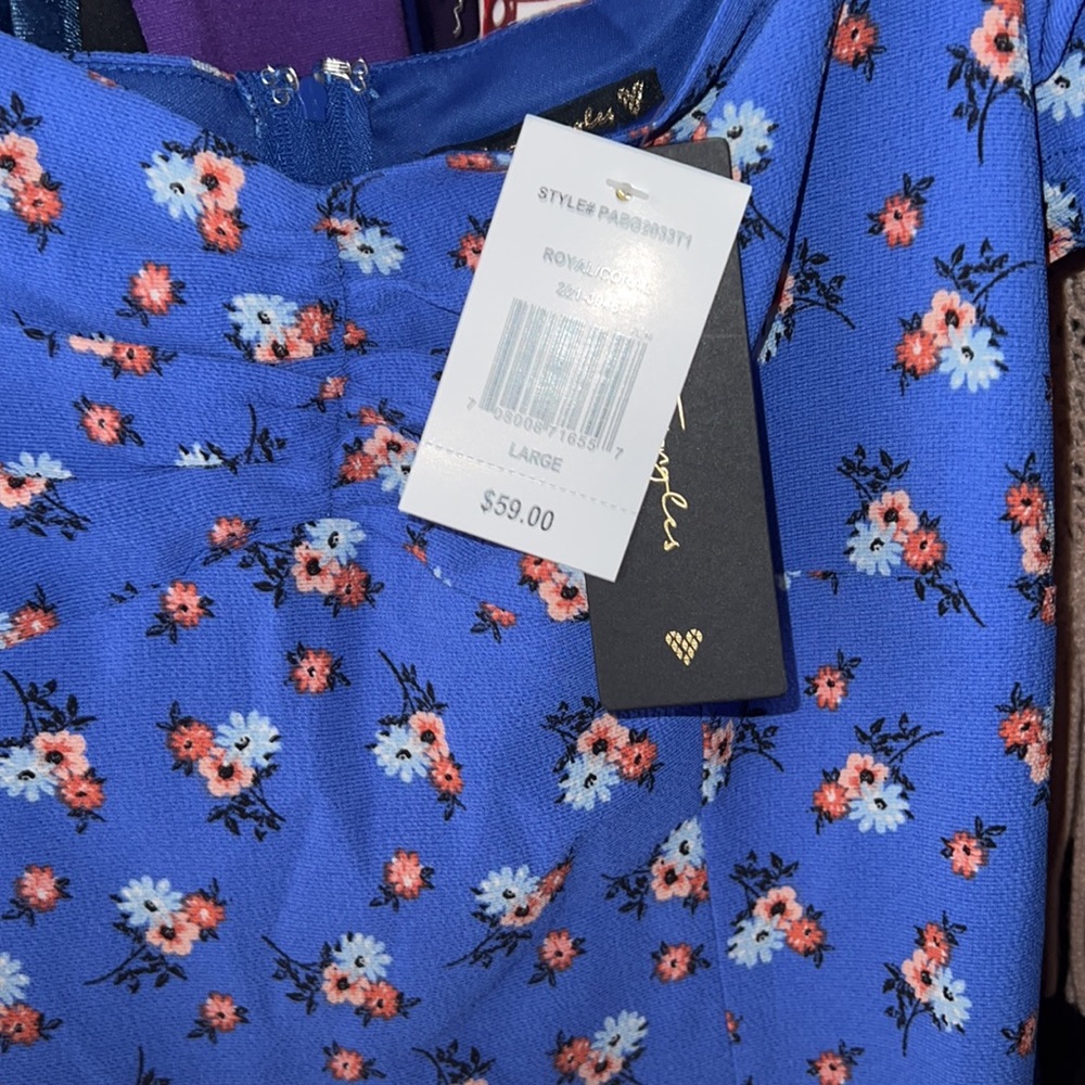 City Triangle Juniors Short Sleeve Blue Floral Bodycon Dress - Picture 3 of 3
